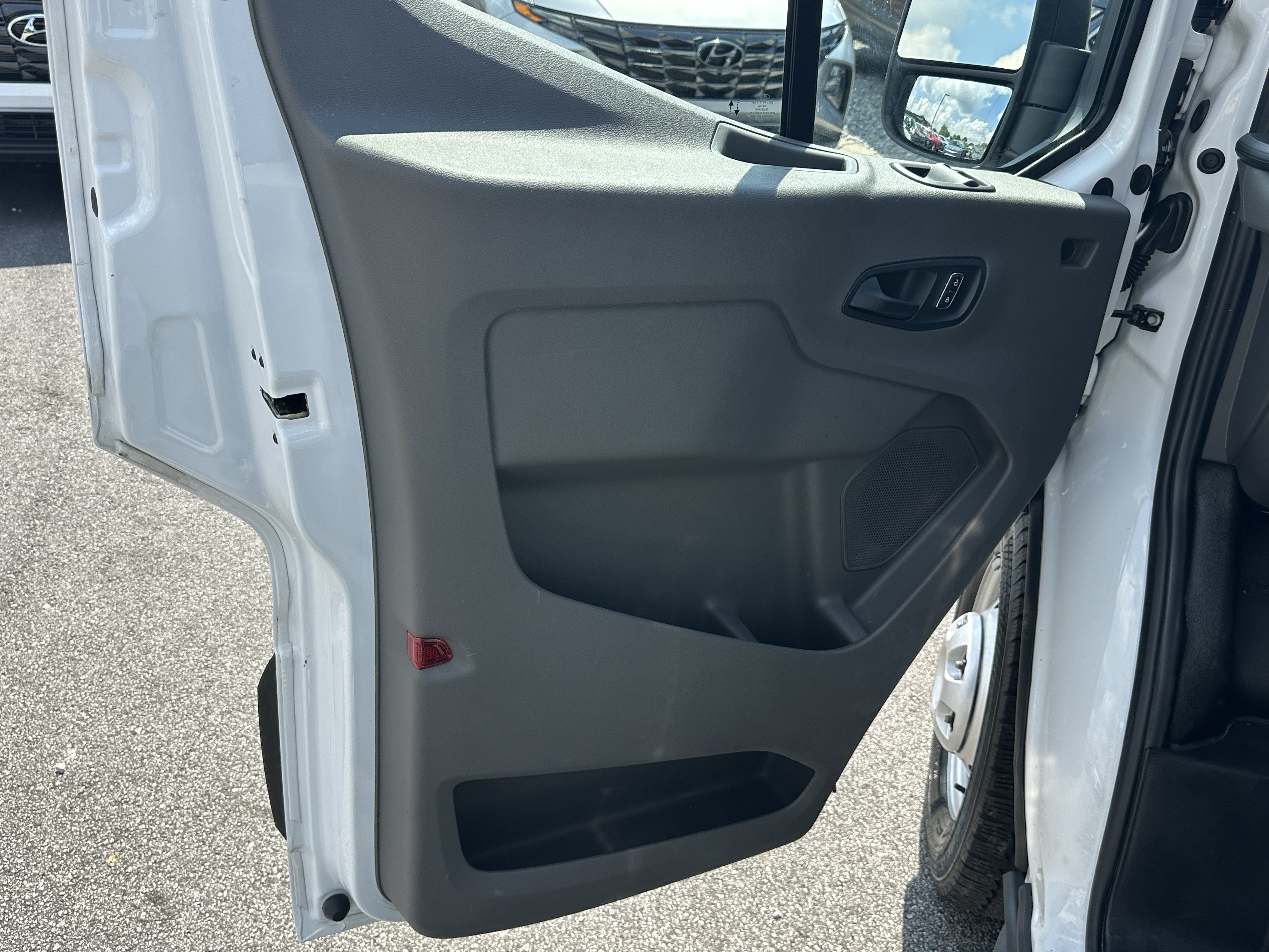 Used 2023 Ford Transit 350 XL AWD/4WD image 10