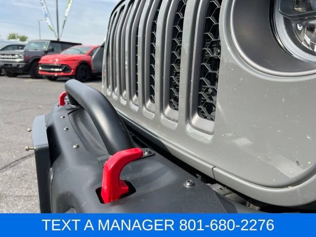 Used 2023 Jeep Gladiator Rubicon w/ LED Lighting Group AWD/4WD image 12