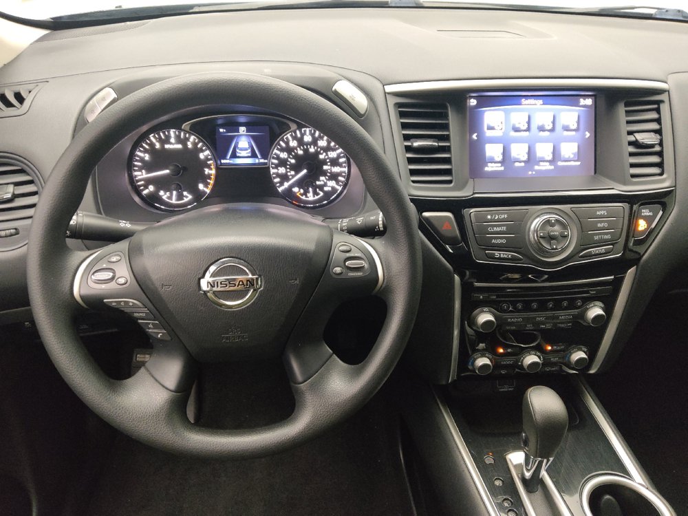 Used 2019 Nissan Pathfinder S FWD image 22