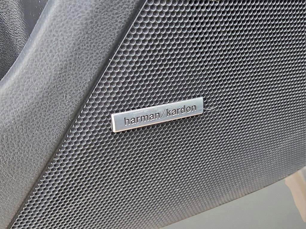 Used 2020 Subaru Crosstrek 2.0i Limited w/ Moonroof Package w/Navigation image 21