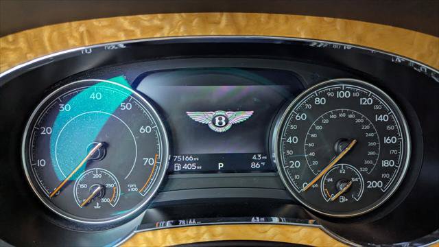 Used 2019 Bentley Bentayga AWD/4WD image 27