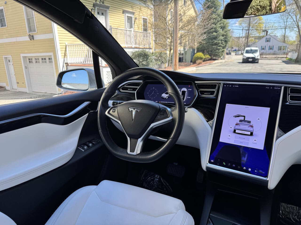 Used 2017 Tesla Model X 100D AWD/4WD image 35