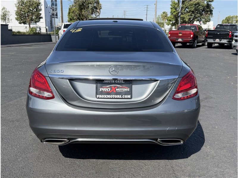 Used 2018 Mercedes-Benz C 300 Sedan w/ Premium Package image 5