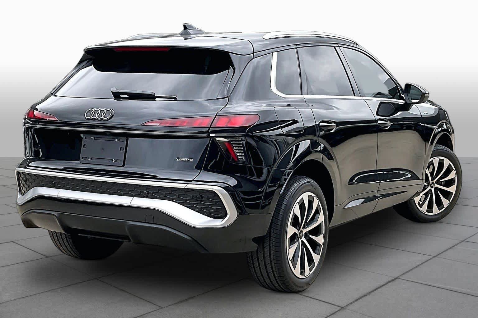 Used 2026 Audi Q3 quattro 2.0T AWD/4WD image 13