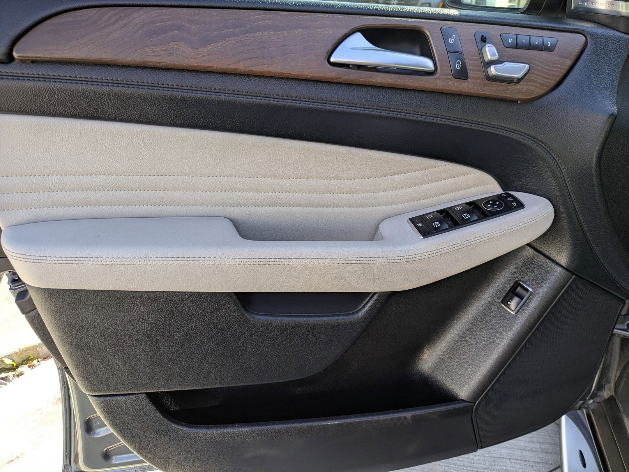 Used 2017 Mercedes-Benz GLE 43 AMG 4MATIC Coupe w/ Premium 3 Package image 13