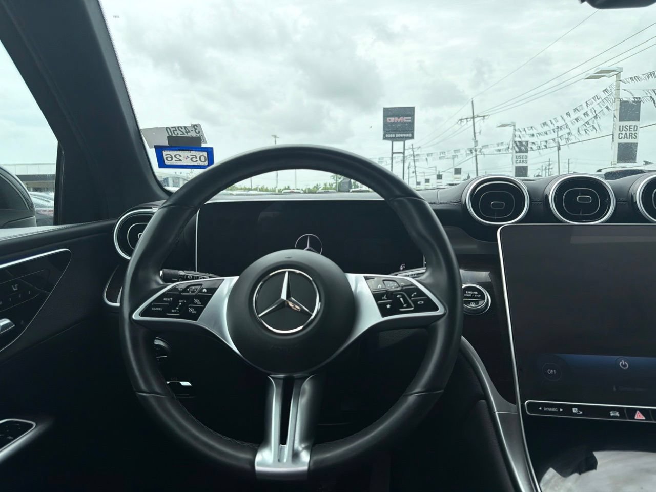 Used 2024 Mercedes-Benz GLC 300 image 11