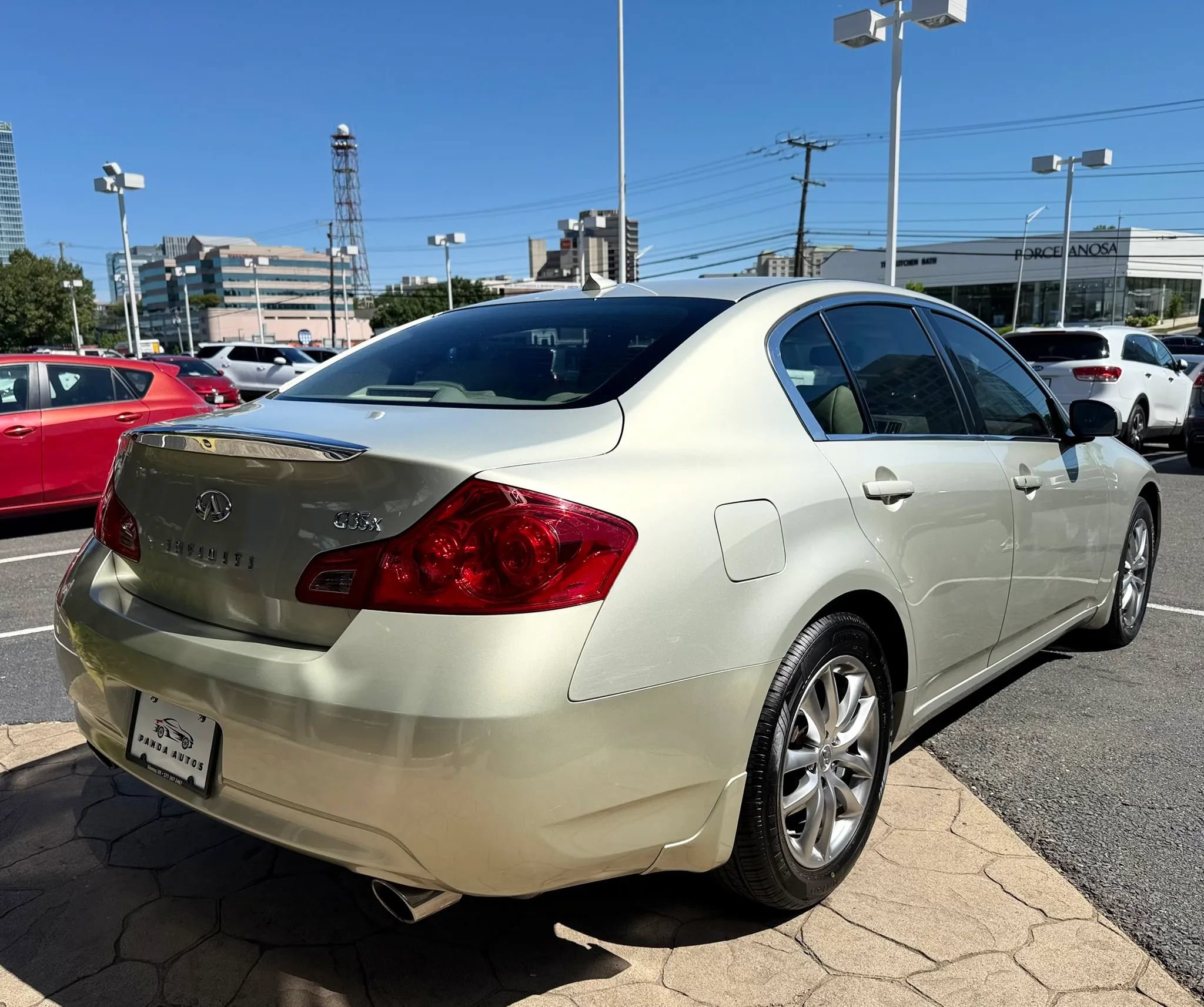 Used 2007 INFINITI G35 x Sedan w/ Premium Pkg AWD/4WD image 7