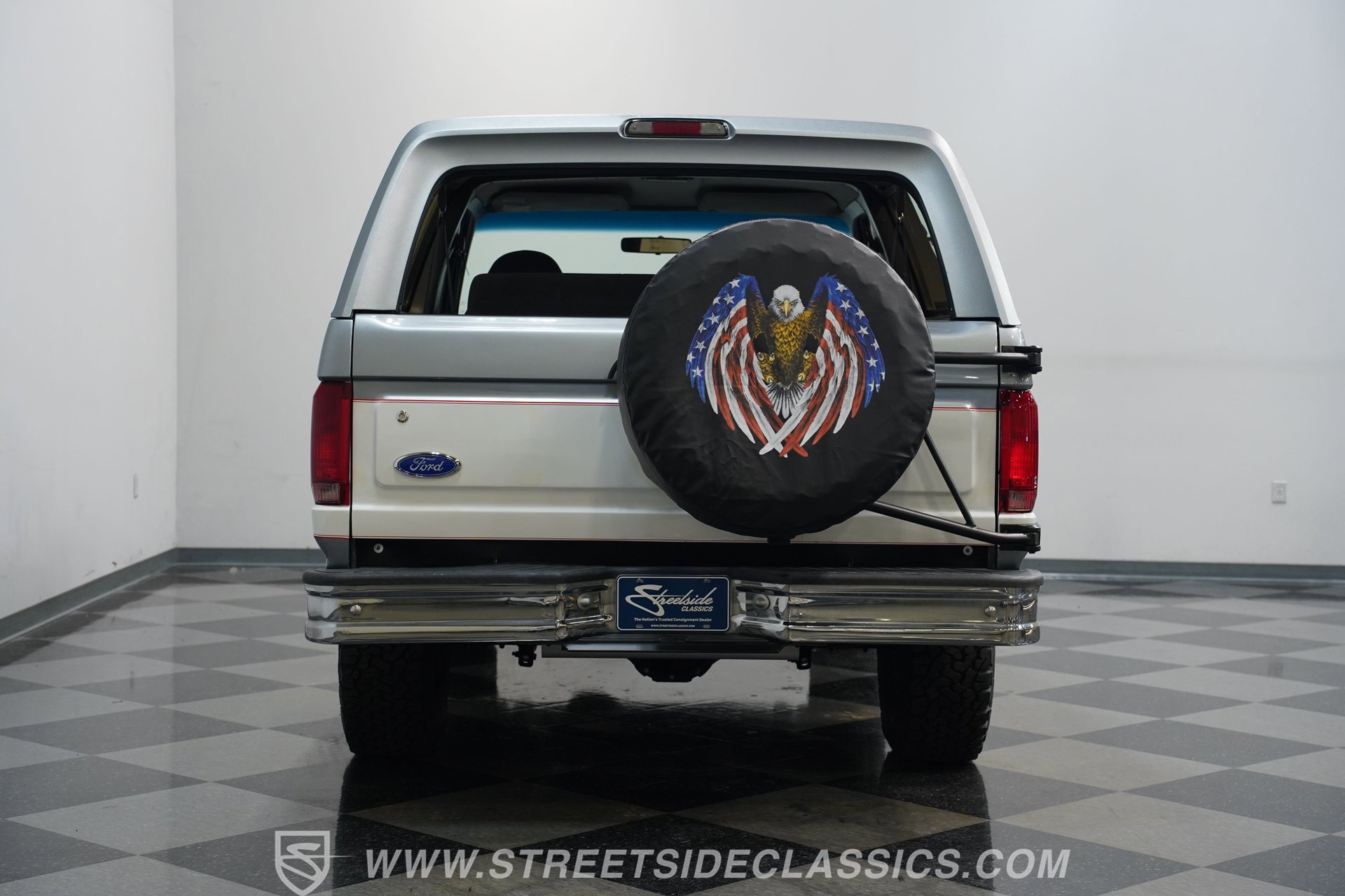 Used 1995 Ford Bronco XLT image 10