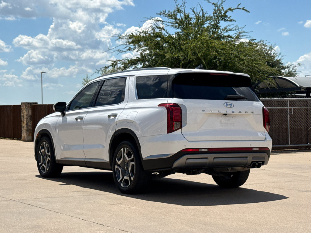 Used 2024 Hyundai Palisade SEL w/ Premium Package FWD image 8