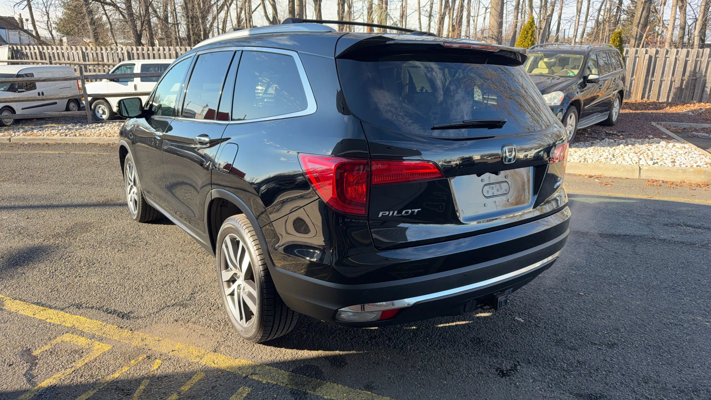 Used 2016 Honda Pilot Elite image 6