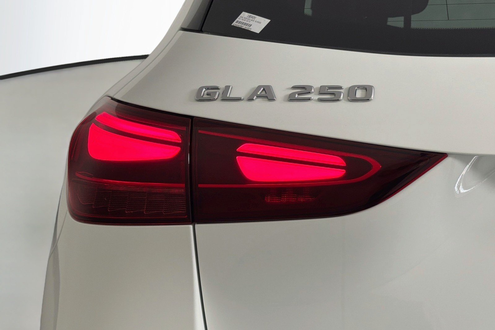 New 2026 Mercedes-Benz GLA 250 image 16