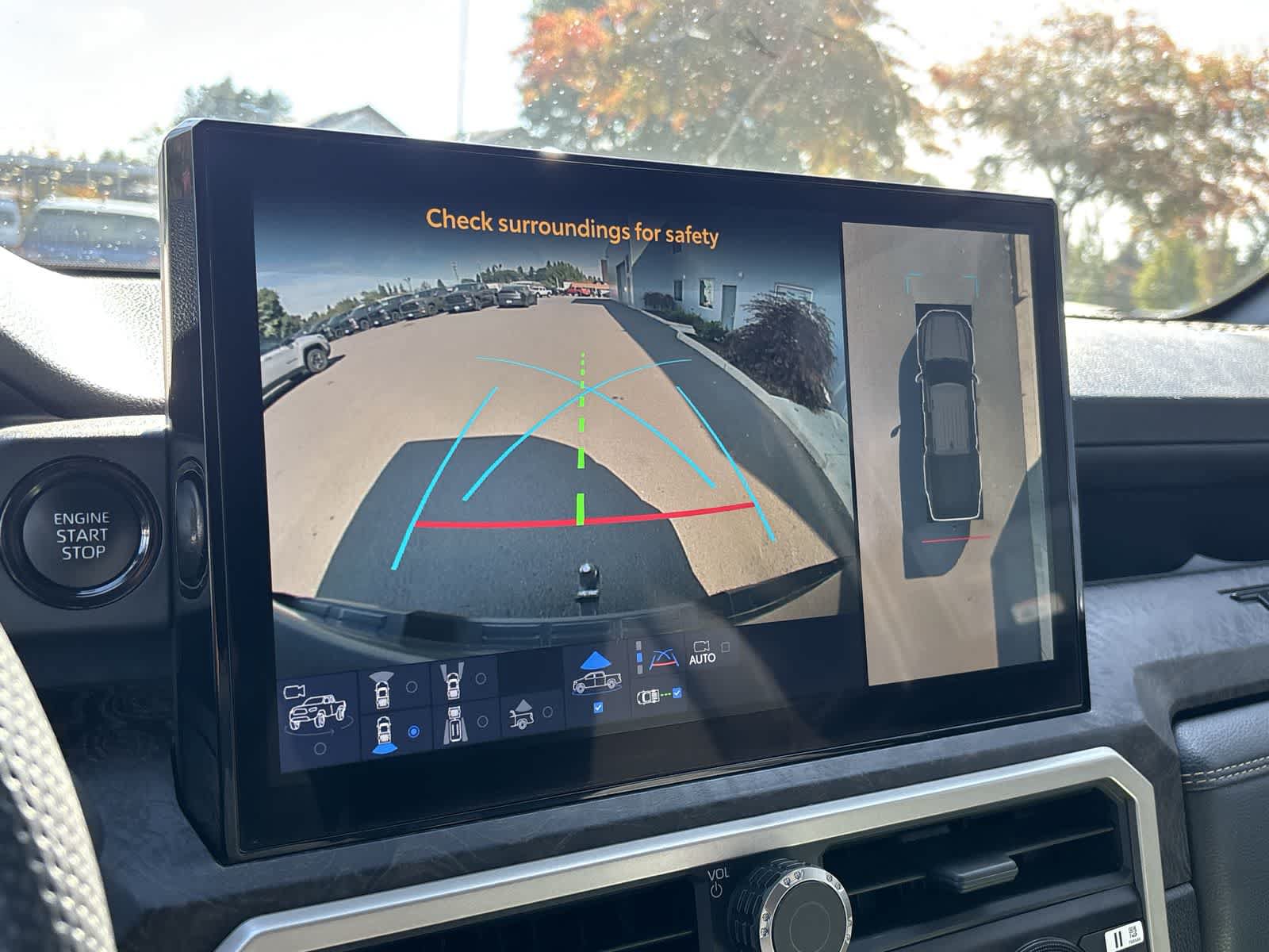 Used 2024 Toyota Tacoma Limited w/ Limited Package (LT) AWD/4WD image 16