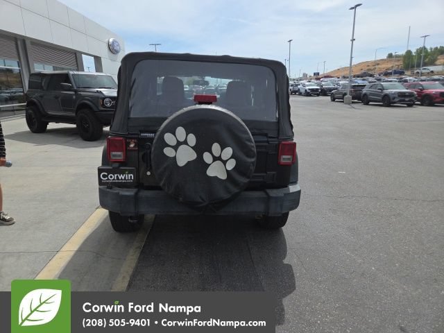 Used 2018 Jeep Wrangler Sport AWD/4WD image 6