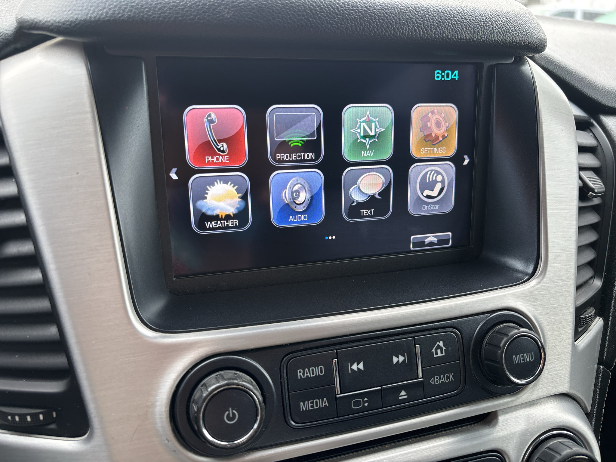 Used 2017 GMC Yukon SLT AWD/4WD image 13