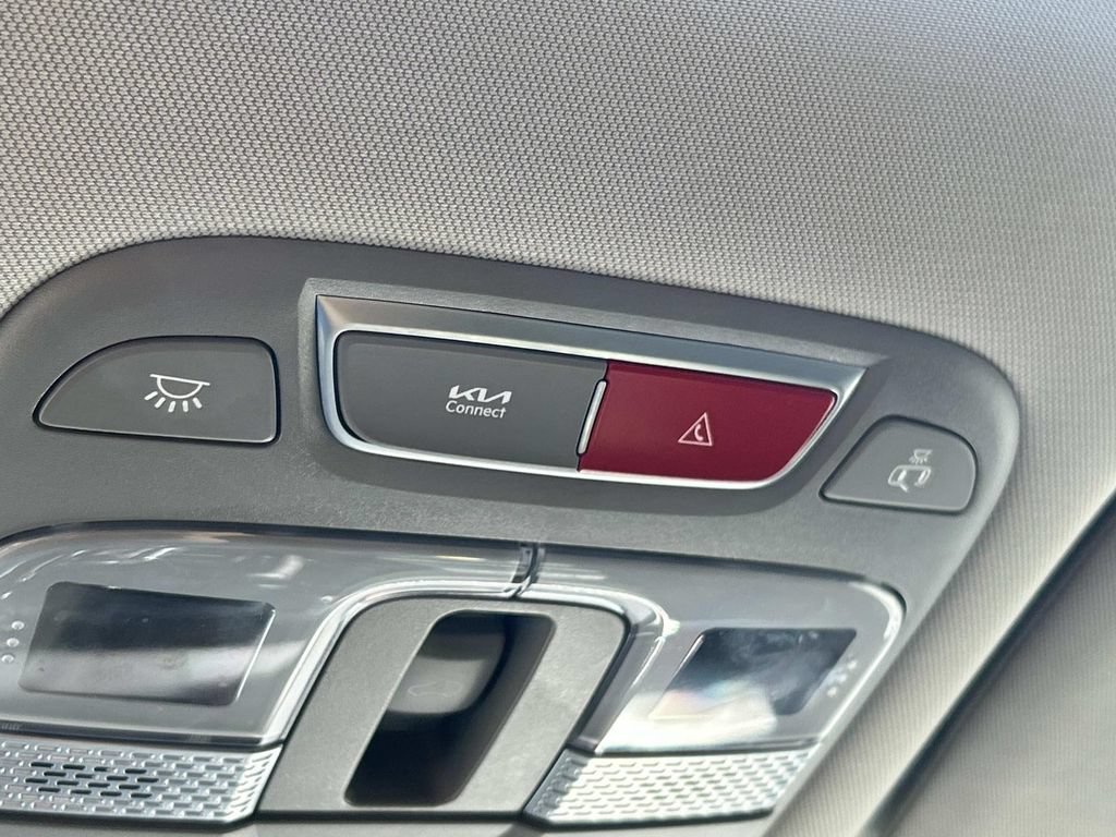 Used 2025 Kia Telluride S AWD/4WD image 41