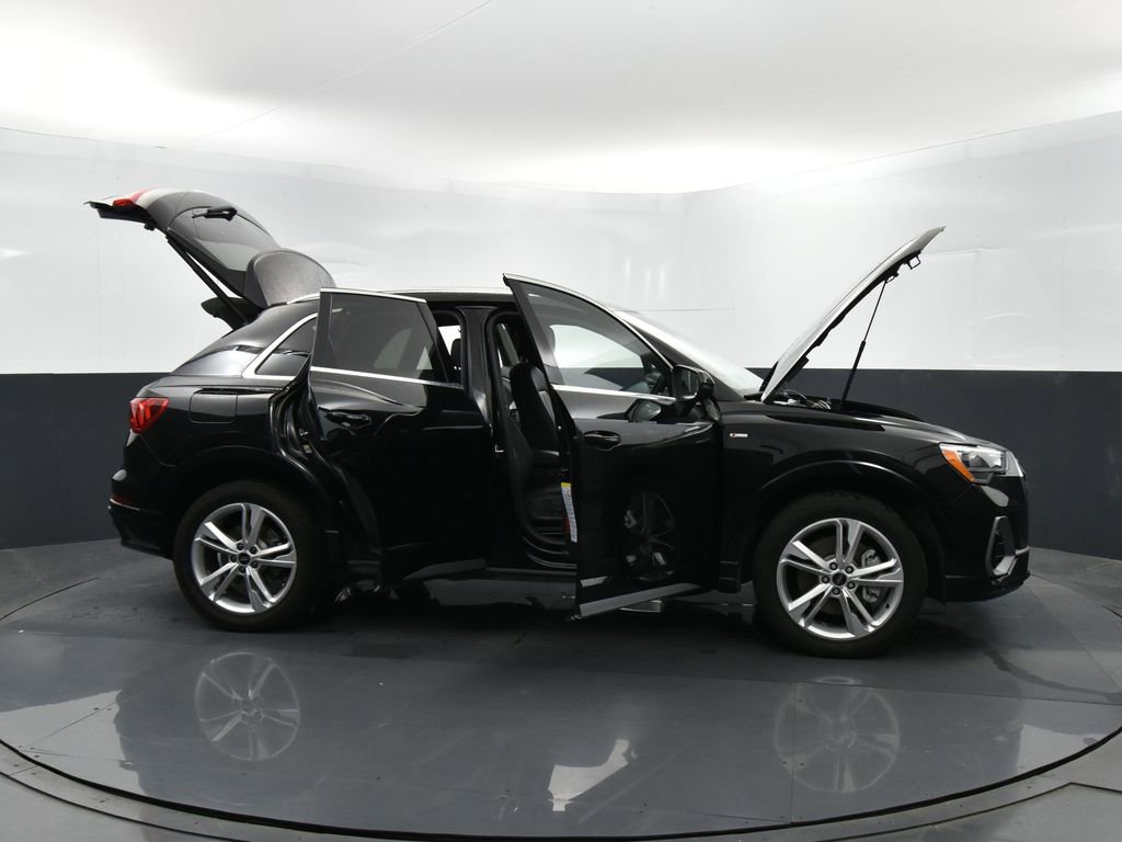 Used 2022 Audi Q3 2.0T Premium image 42