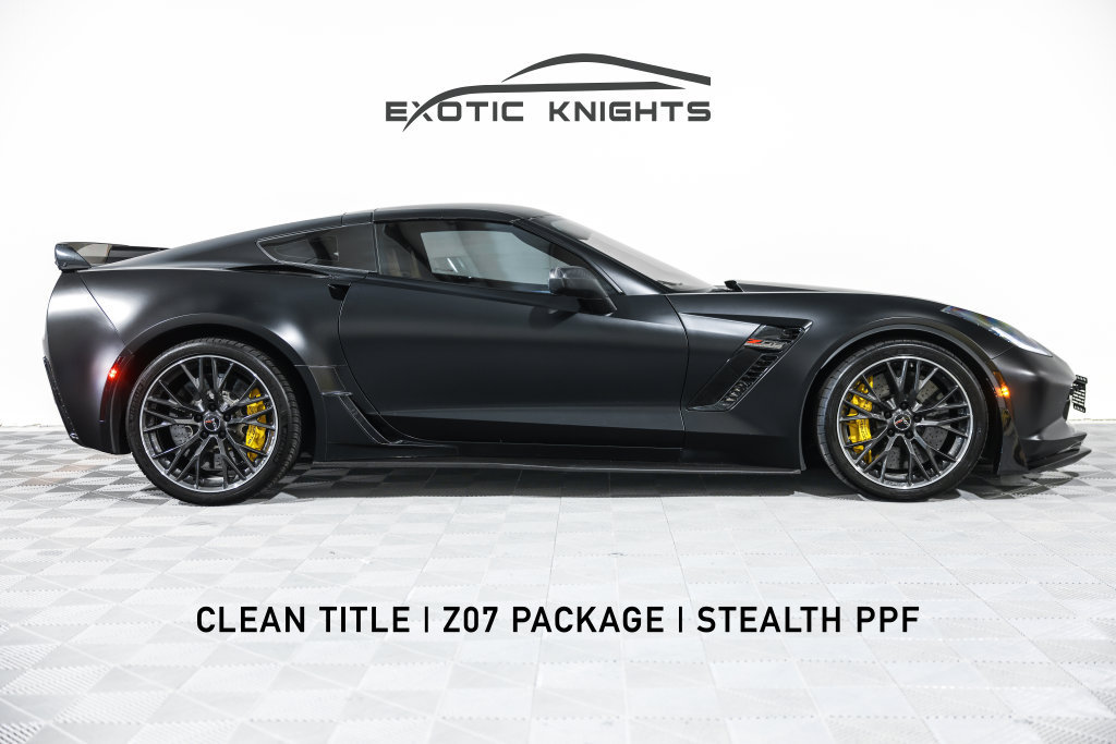 Used 2016 Chevrolet Corvette Z06 w/ 3LZ Preferred Equipment Group RWD image 1