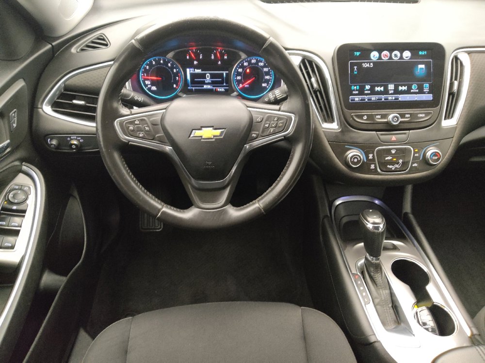 Used 2016 Chevrolet Malibu LT image 22