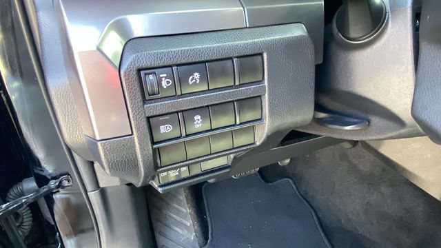 Used 2025 Toyota Tacoma TRD Off-Road AWD/4WD image 18