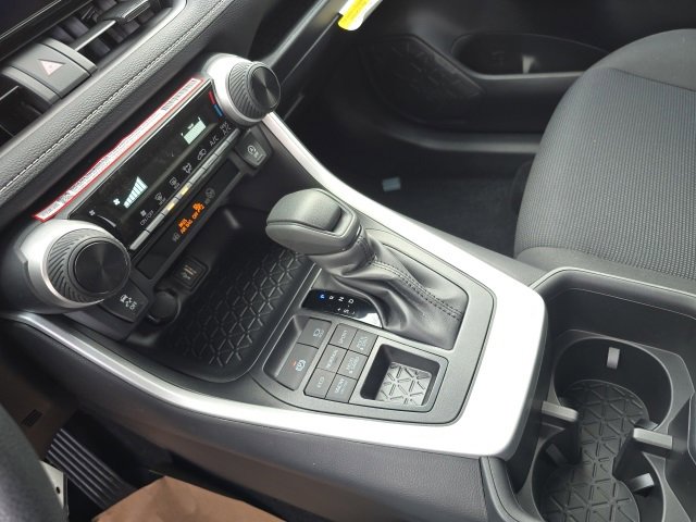 New 2025 Toyota RAV4 LE image 13