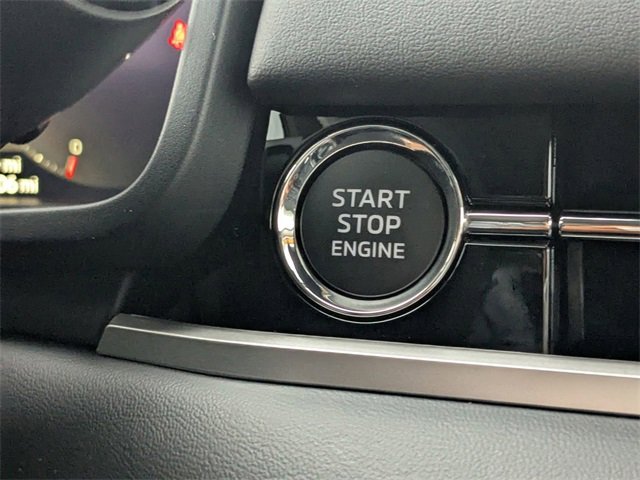 New 2025 Mitsubishi Outlander SEL image 28