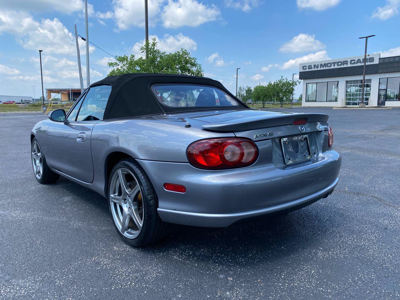 Used 2004 MAZDA MX-5 Miata MAZDASPEED w/ Grand Touring Pkg RWD image 14