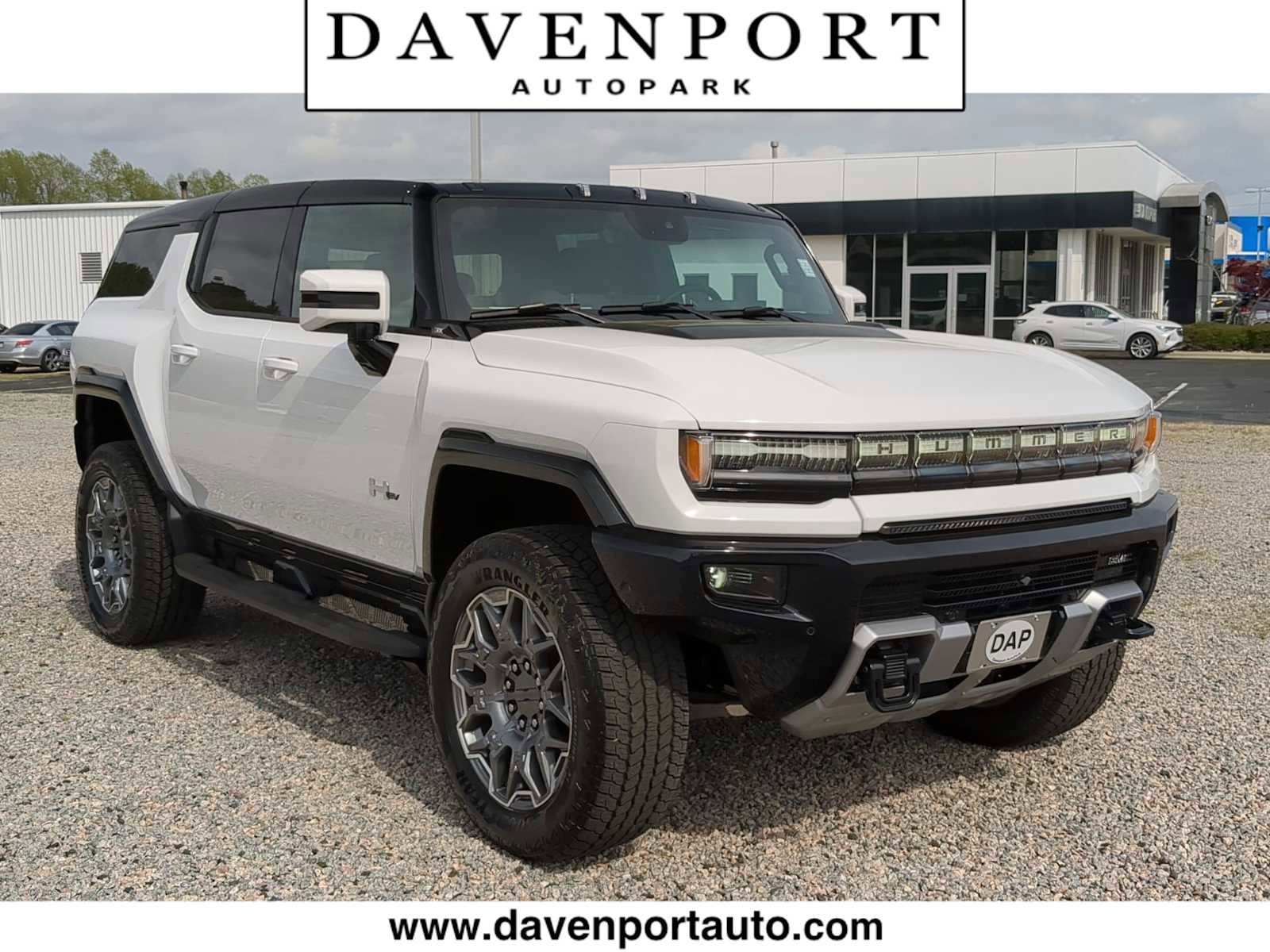 New 2025 GMC Hummer EV 3X image 1
