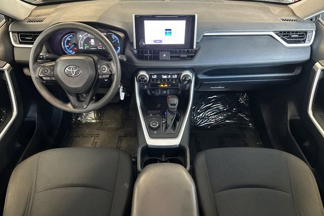Used 2023 Toyota RAV4 LE AWD/4WD image 17