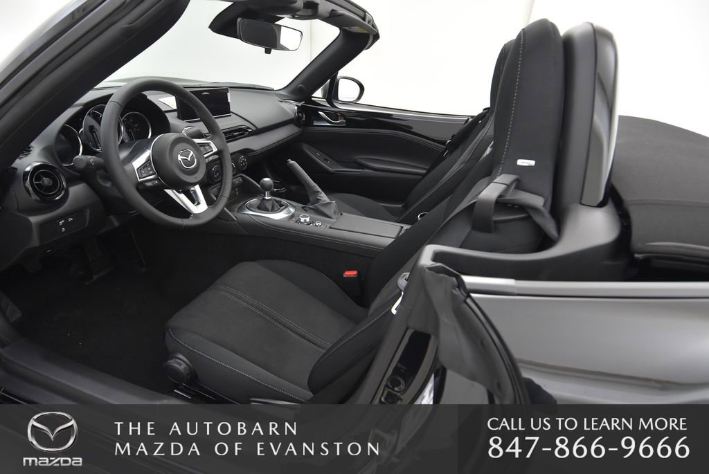 New 2026 MAZDA MX-5 Miata Club w/ Weather Package RWD image 24