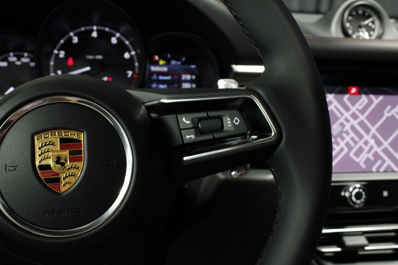 New 2026 Porsche Macan AWD/4WD image 23