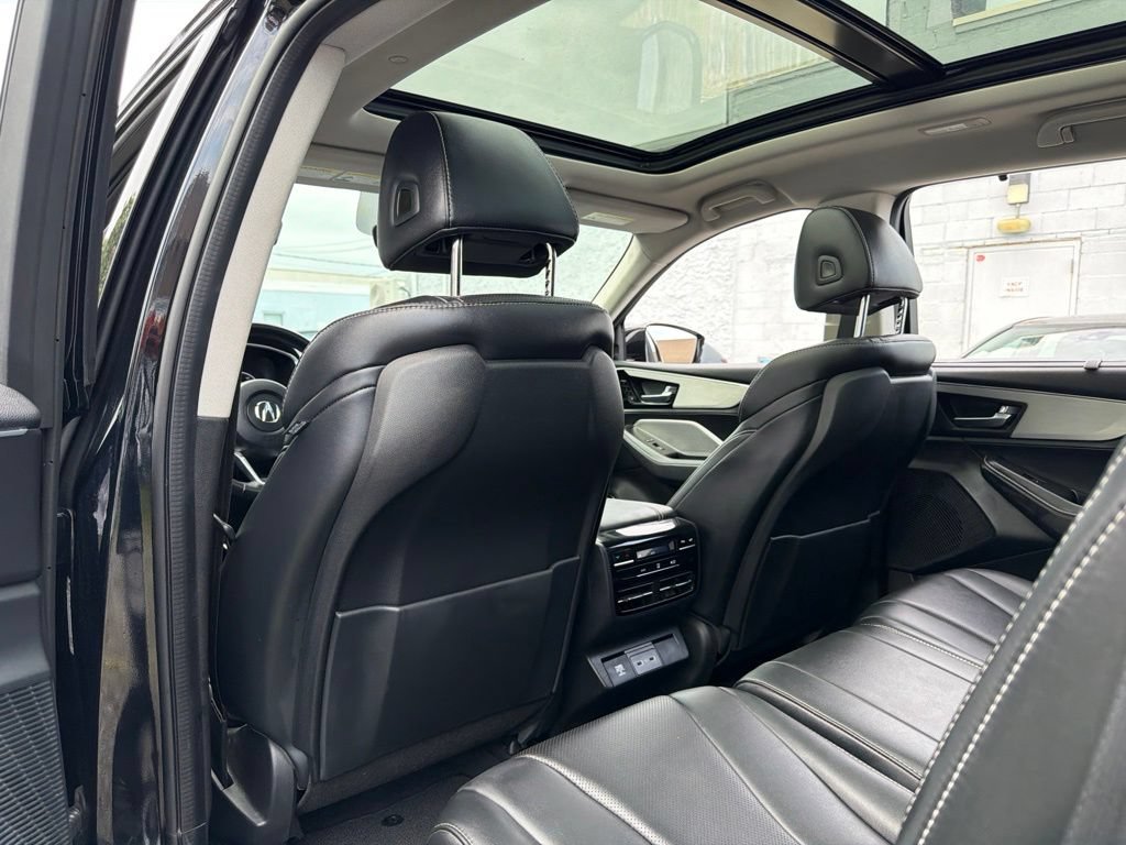 Used 2023 Acura MDX w/ Technology Package AWD/4WD image 27