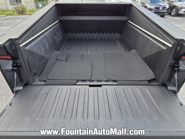 Used 2026 Tesla Cybertruck AWD Crew Cab image 16