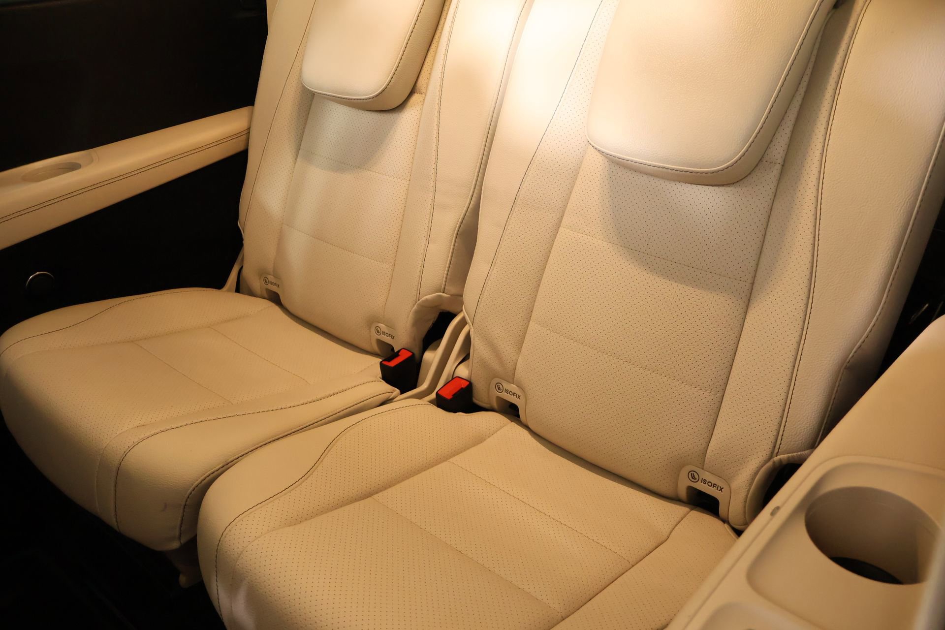 Used 2021 Mercedes-Benz GLS 450 4MATIC image 13