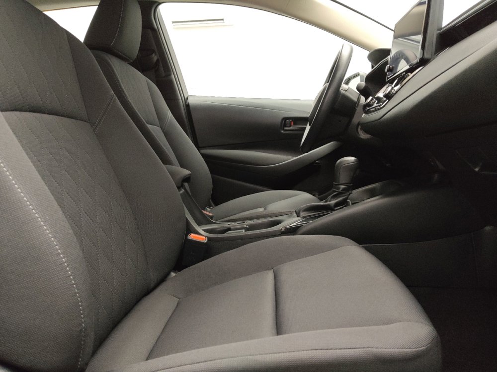 Used 2024 Toyota Corolla LE FWD image 21
