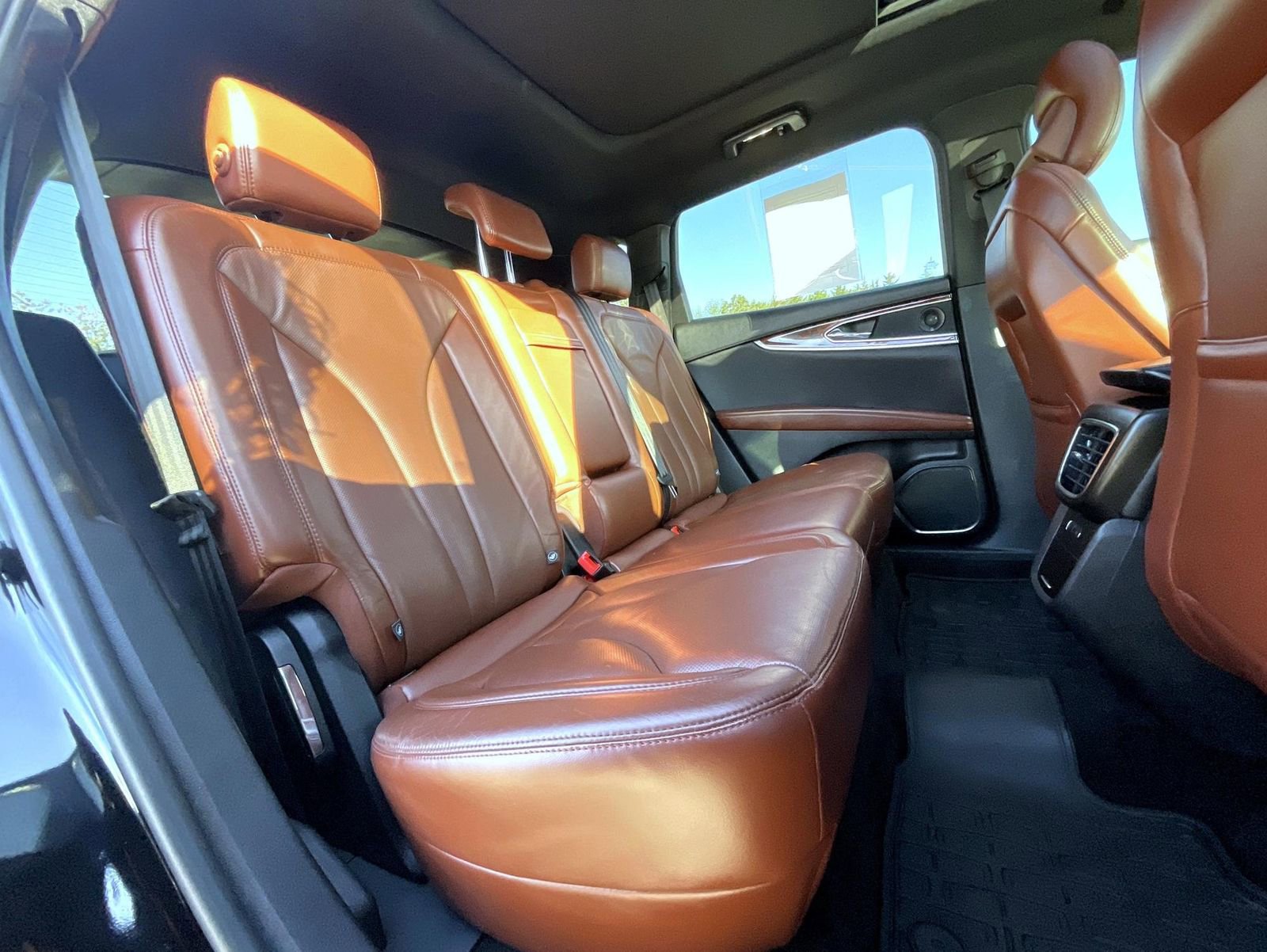 Used 2016 Lincoln MKX Reserve w/ Technology Package AWD/4WD image 20