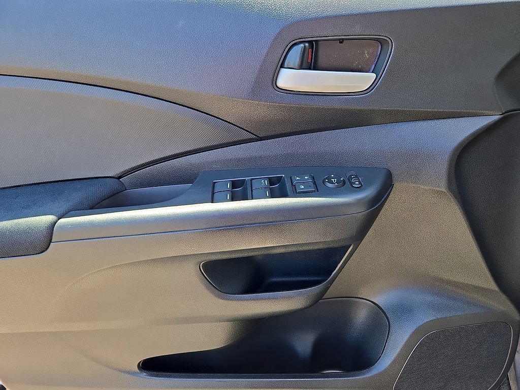 Used 2016 Honda CR-V LX image 14