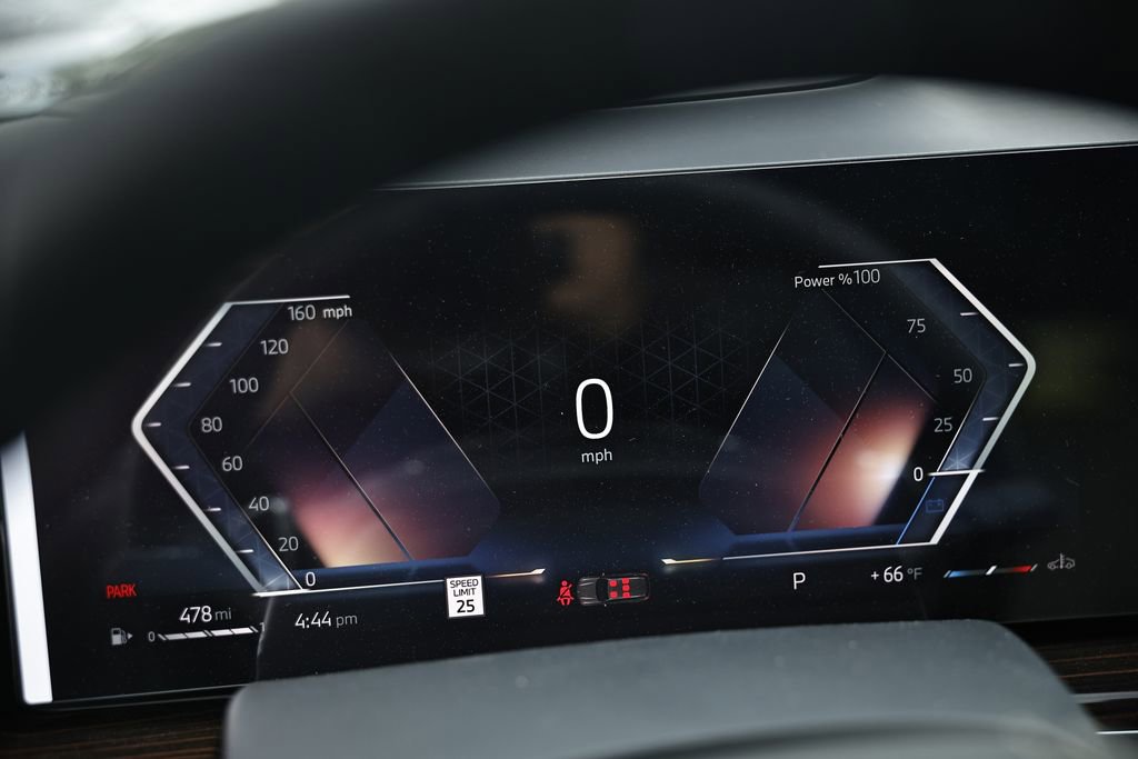 New 2026 BMW X5 xDrive40i w/ Premium Package image 34