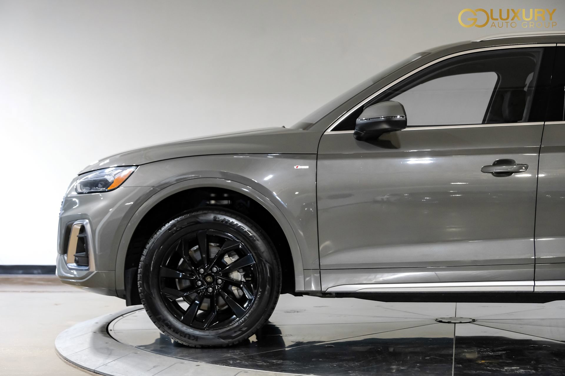 Used 2023 Audi Q5 2.0T Premium Plus w/ Premium Plus Package AWD/4WD image 14