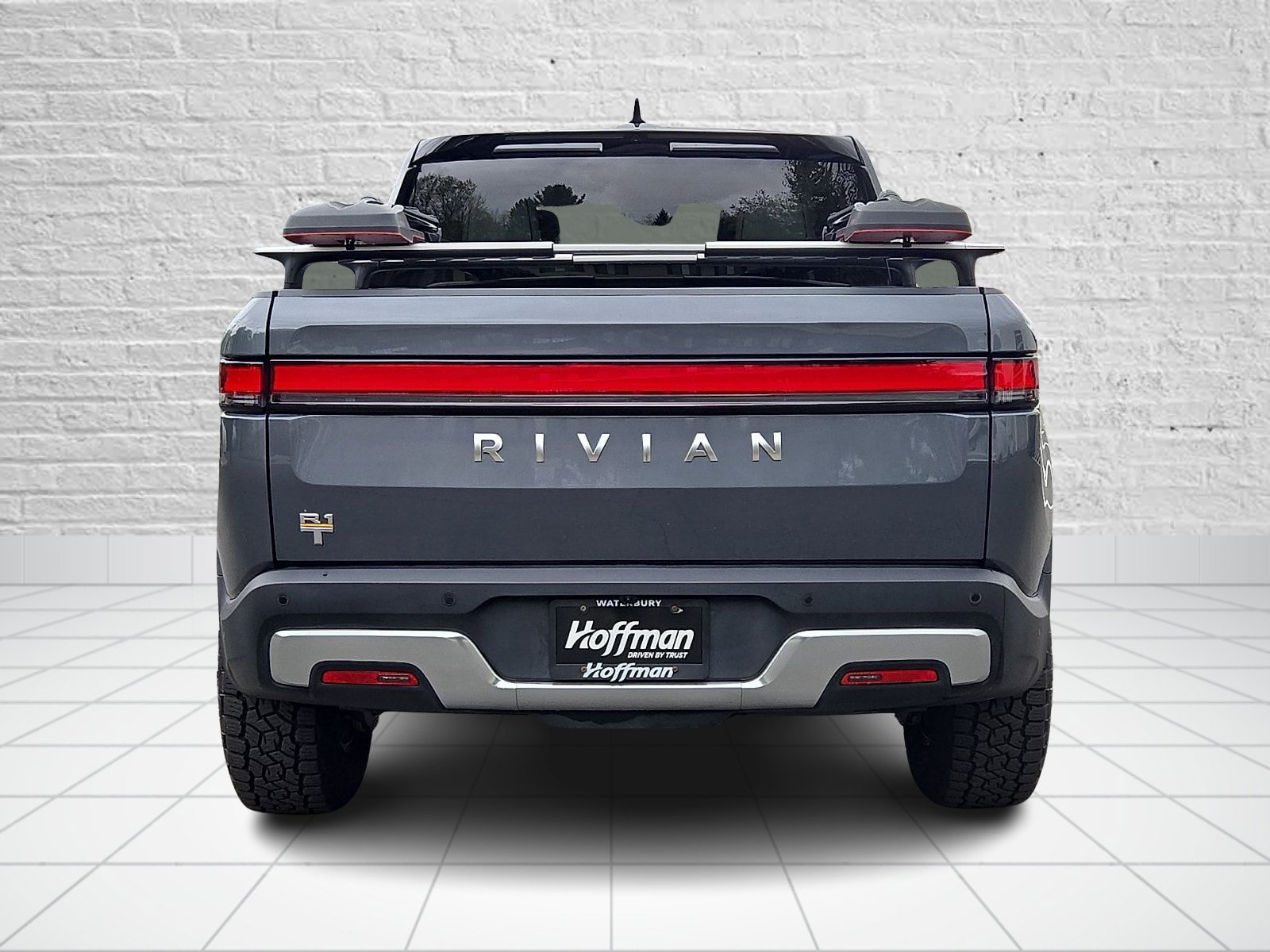 Used 2023 Rivian R1T Adventure AWD/4WD image 5