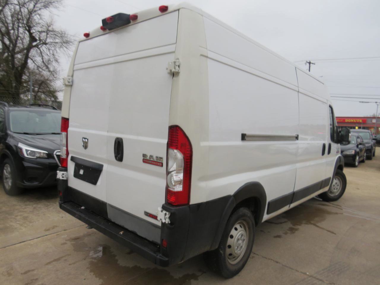 Used 2020 RAM ProMaster 2500 w/ Interior Convenience Group FWD image 4
