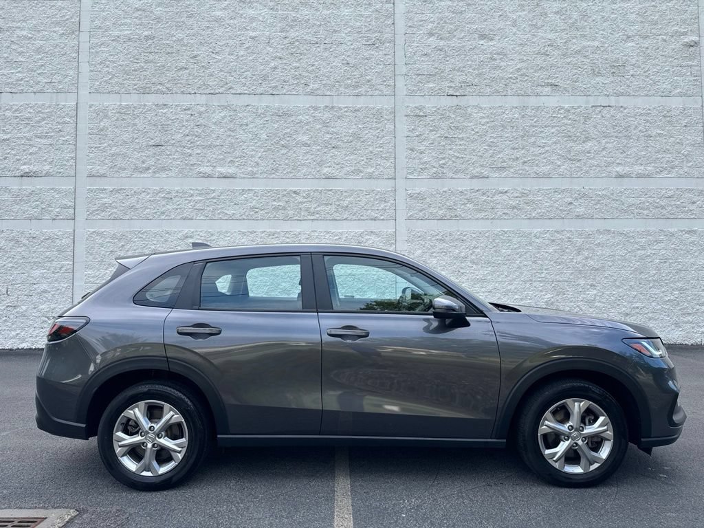 Certified 2024 Honda HR-V LX image 3