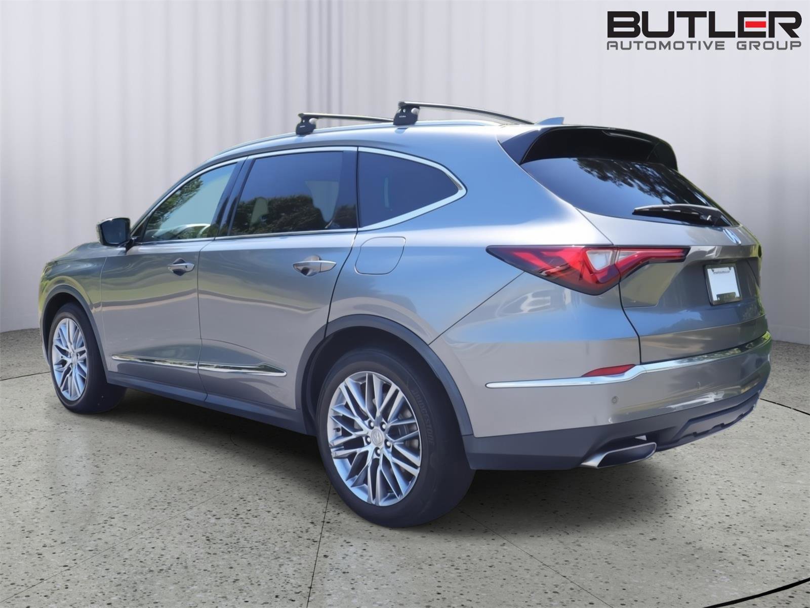 Used 2022 Acura MDX SH-AWD w/ Advance Package image 4