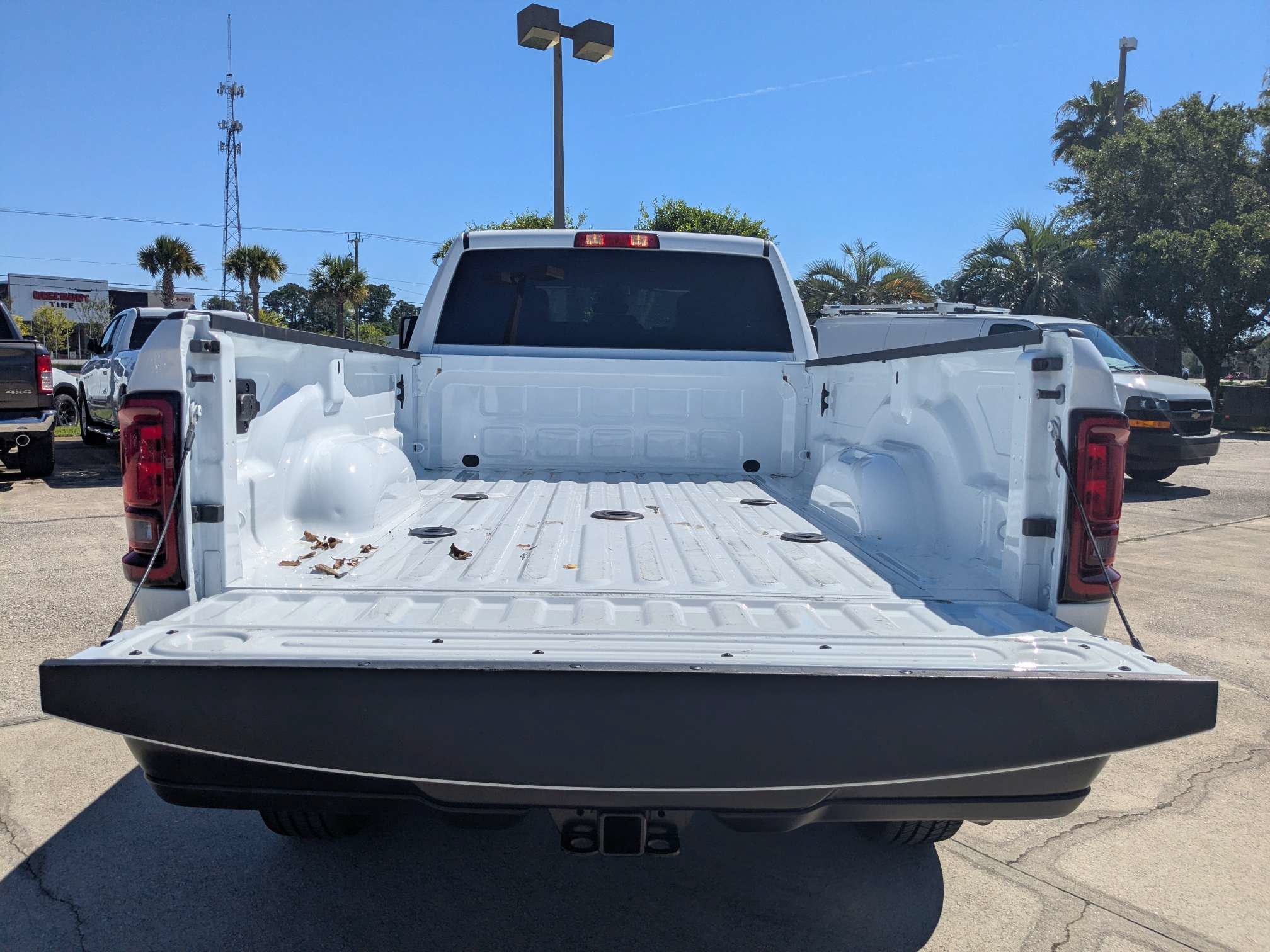 Used 2026 RAM 3500 Tradesman AWD/4WD image 13