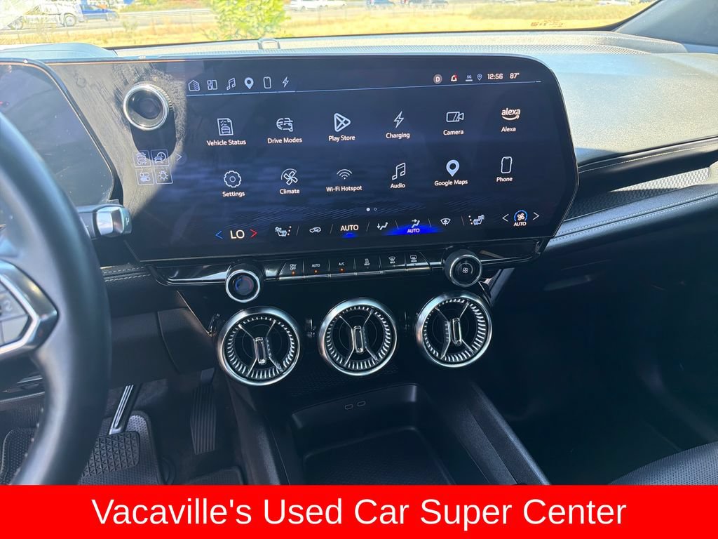 Used 2024 Chevrolet Blazer EV LT AWD/4WD image 17