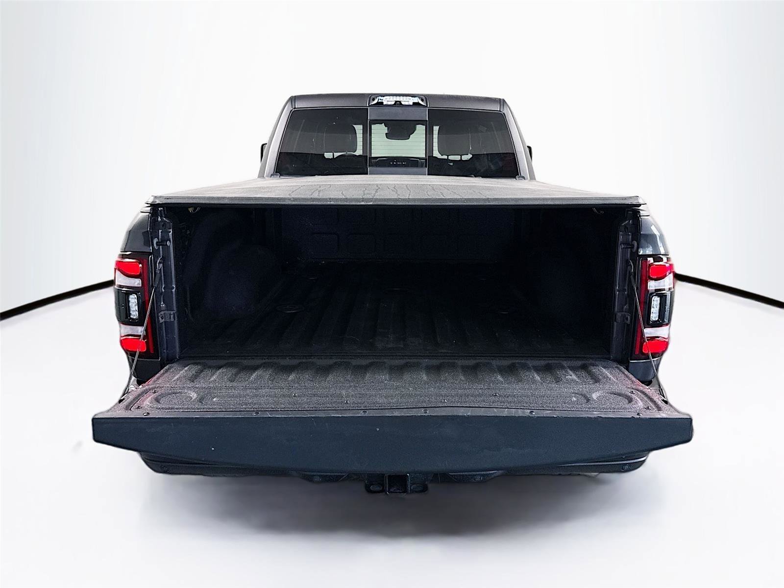 Used 2023 RAM 3500 Laramie AWD/4WD image 18