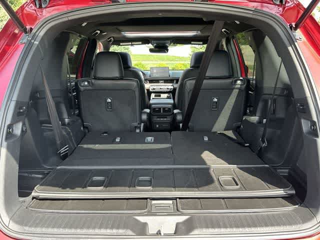Used 2025 Honda Pilot TrailSport image 28