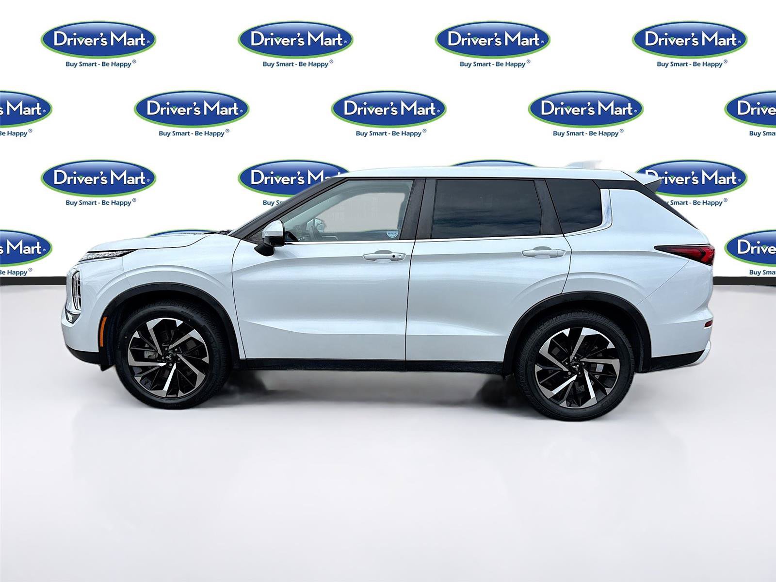 Used 2022 Mitsubishi Outlander SE FWD image 4