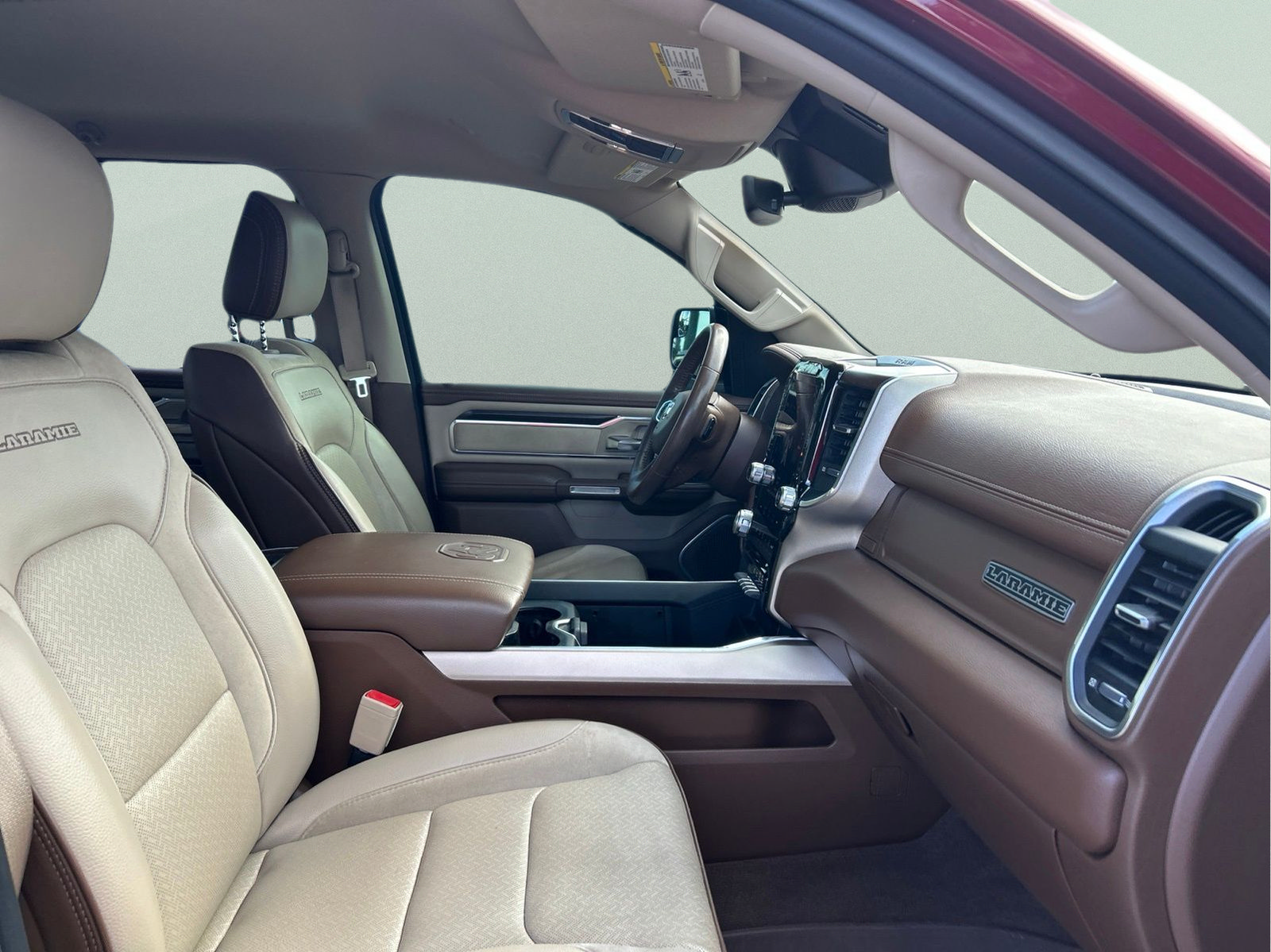 Used 2021 RAM 1500 Laramie RWD image 12