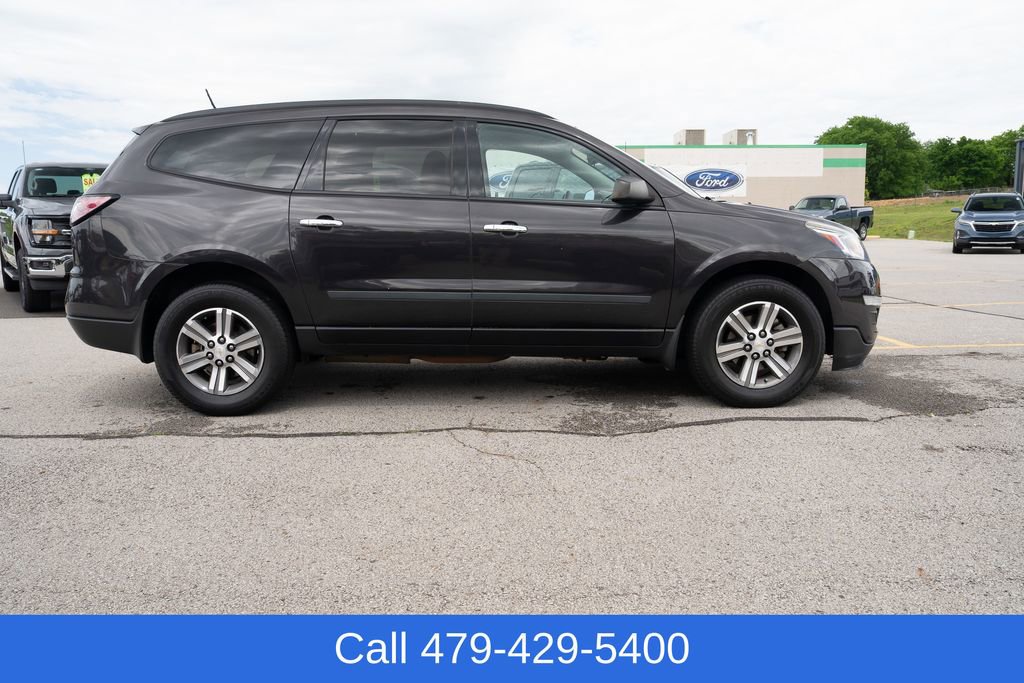 Used 2017 Chevrolet Traverse LS AWD/4WD image 7