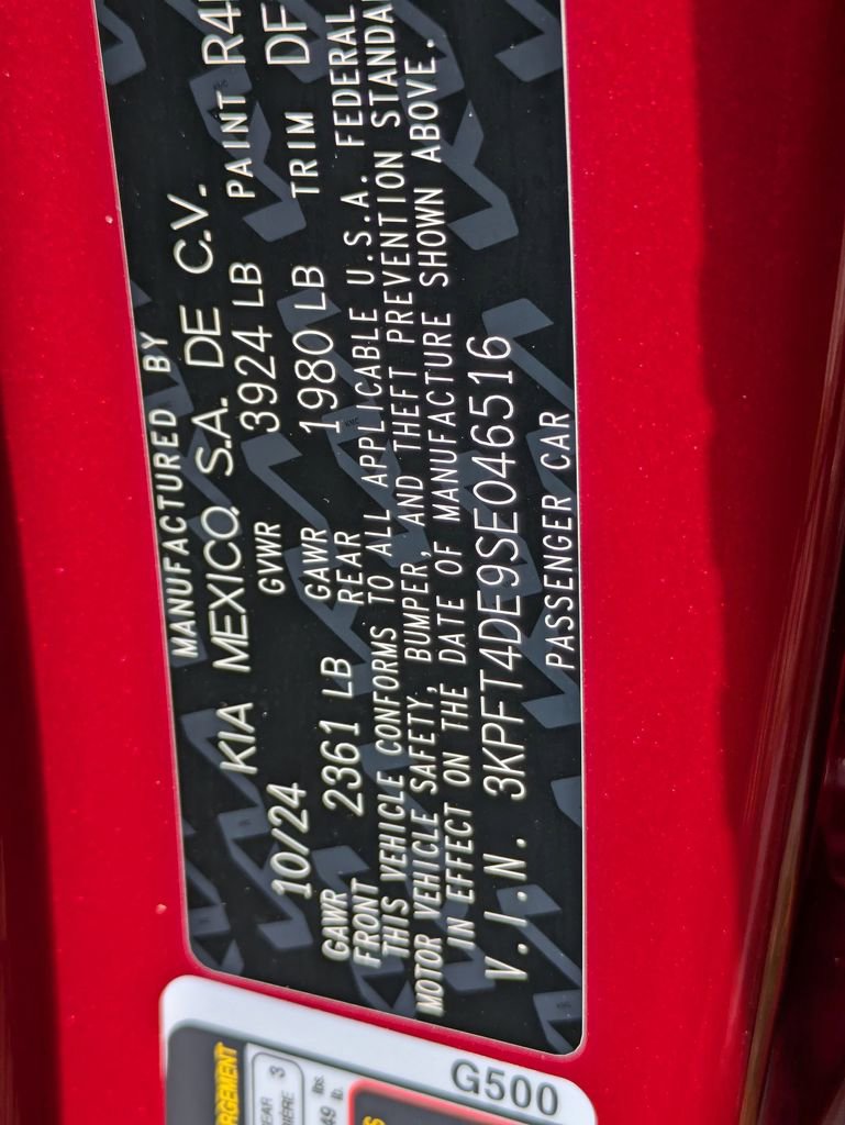 Used 2025 Kia K4 LXS image 33